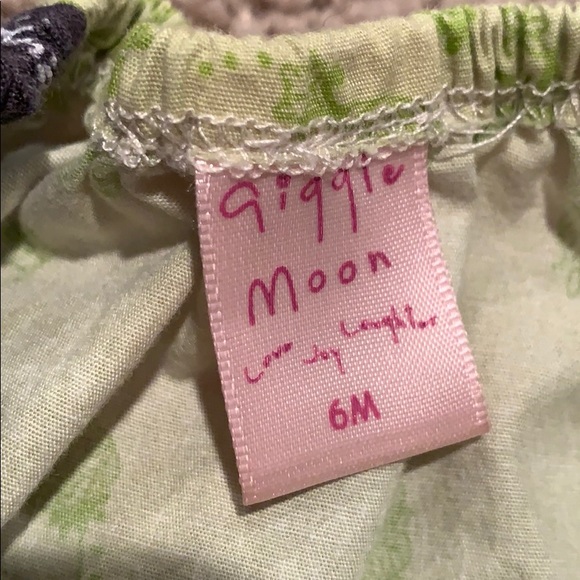 Giggle Moon Outfit - Picture 4 of 6